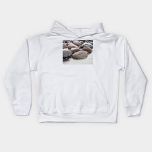 Stones on the beach 2 Kids Hoodie